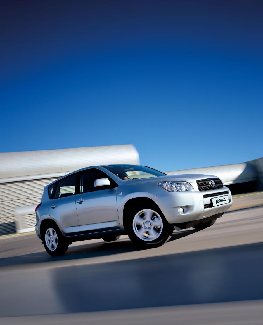  Toyota RAV4 2005 года  (фото 144 из 172)